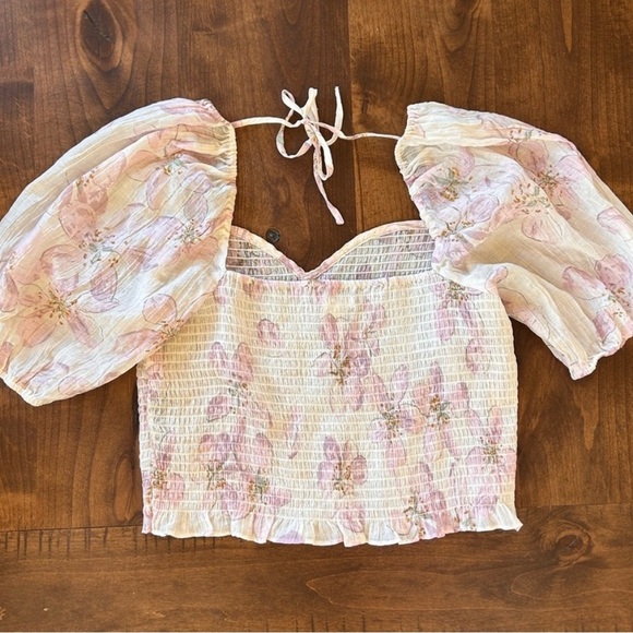 H&M Floral Smocked Puff Sleeve Cropped Top - Picture 4 of 4